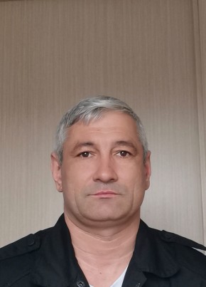 Андрей, 48, Россия, Елизово