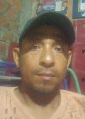 Ryan maxwel из Lima 18 лет