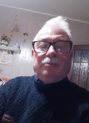 Mauro, 72, Repubblica Italiana, Casapulla