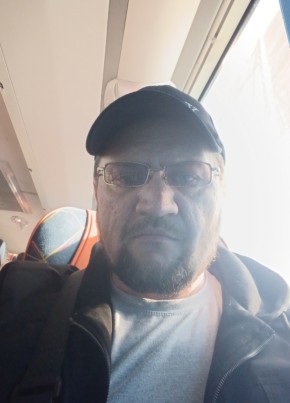 Андрей из Дегтярска 42 года