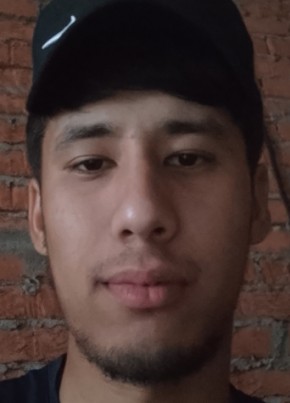 Batyr Annayew из Грозныя 21 год
