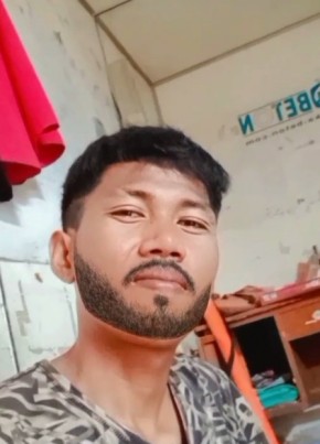 M toha, 26, Indonesia, Bangil