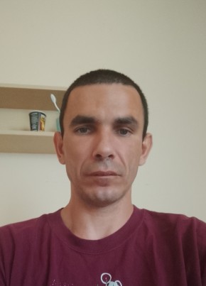 Attila из Tatabánya 36 лет