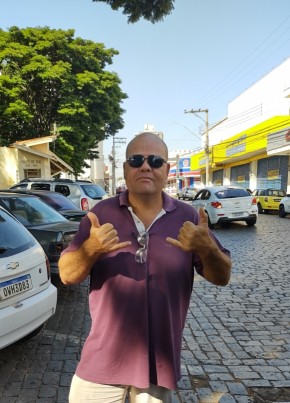 Paulo, 45, República Federativa do Brasil, Pirassununga