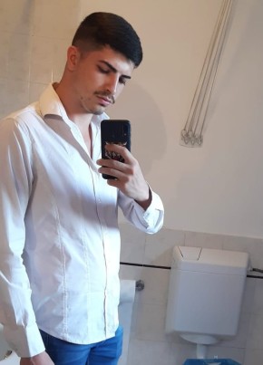 Samu, 24, Repubblica Italiana, Torino