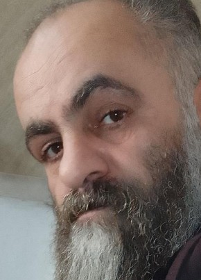 Ali из București 46 лет