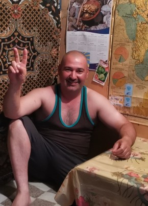 Dmitriy, 39, Russia, Neryungri