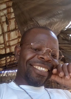 Florindo, 42, República de Moçambique, Lourenço Marques