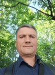 Dmitriy, 42, Moscow