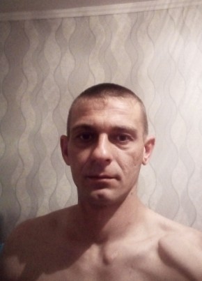 Саша, 36, Россия, Красноармейская