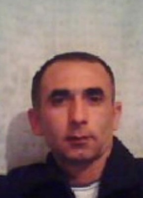 Сам из Волгограда 45 лет