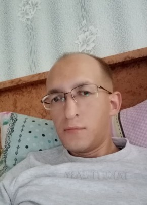 Николай, 35, Россия, Магадан