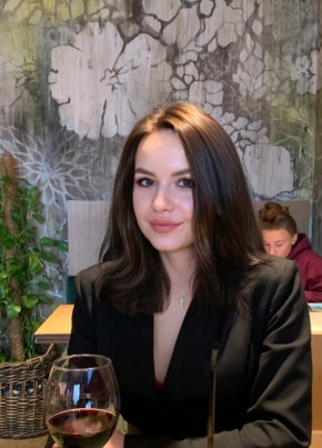 Наташа, 30, Россия, Москва