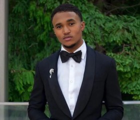Marcus, 22, Naivasha