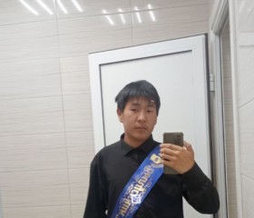 Oleg, 21, Ulan-Ude