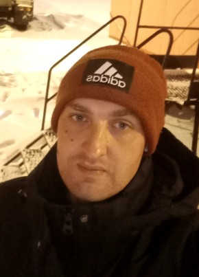 Иван, 34, Россия, Сургут