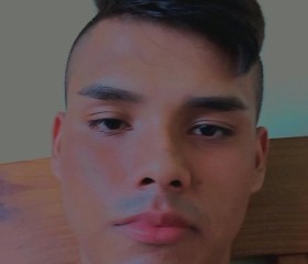 Reniel, 22, Upata