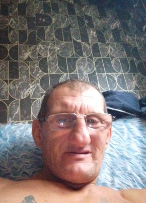 Валерий из Омска 52 года