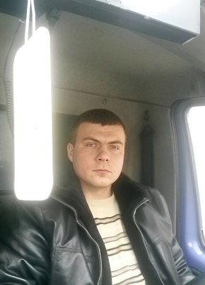 Aleksey, 36, Russia, Orel