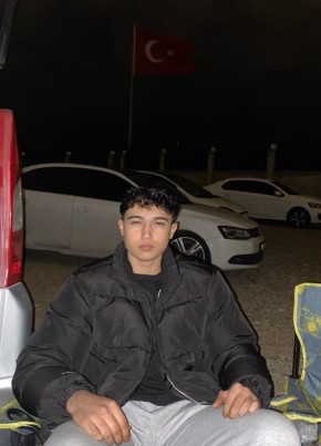 Ali, 18, Türkiye Cumhuriyeti, Ödemiş