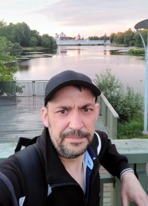 Антон, 42, Россия, Тихвин