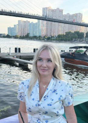 Наталья из Москвы 48 лет