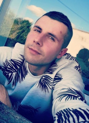 Павел, 31, Украина, Шостка