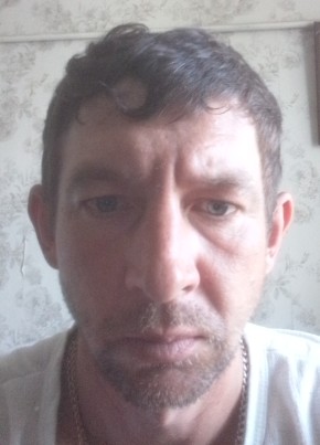 Максим из Орёла 37 лет