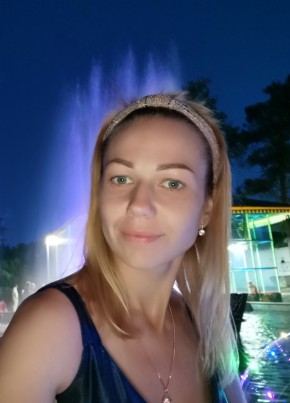 Катрин, 33, Россия, Санкт-Петербург