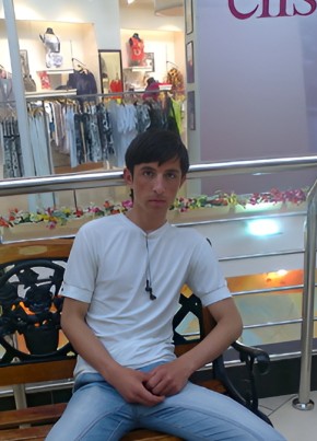 ismoil, 35, Russia, Yekaterinburg