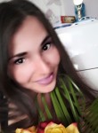 Алена, 33 года, Саяногорск