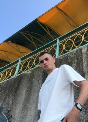 Артём из Rîbnița 20 лет