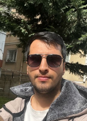 Müslüm из Şişli 32 года