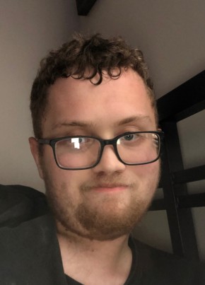 Nikolas из Muskegon 24 года