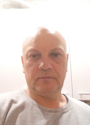 олег из Рассказово 53 года