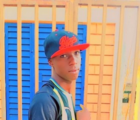 Bernard, 20, Natitingou