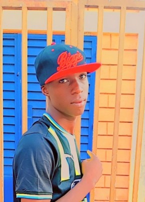 Bernard, 20, Benin, Natitingou