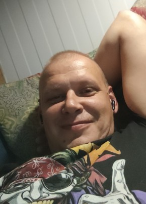 Пётр из Гатчины 38 лет