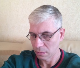виталий, 59 лет, Санкт-Петербург