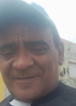 Roberto Max из Presidente Dutra 52 года
