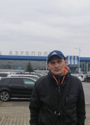 Александр, 40, Россия, Сосновый Бор