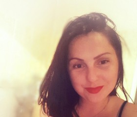 Helen, 37, Los Angeles