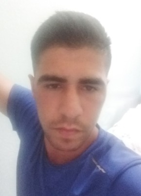 Mustafa, 25, Türkiye Cumhuriyeti, Aydınkent