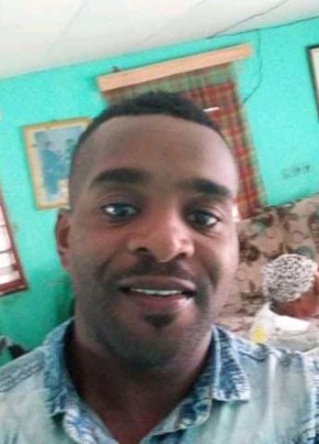 Ulrich, 35, République Gabonaise, Libreville