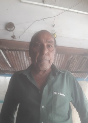 pakash bhavsare, 69, India, Bārdoli