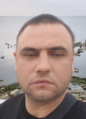 Николай из Приморския 36 лет