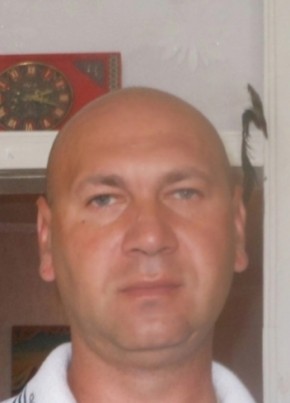 S, 18, Russia, Novobureyskiy