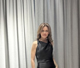 Milla, 44, Washington D.C.
