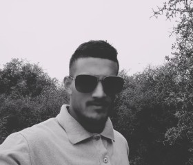 رضوان, 21, Chicago