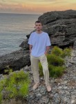 Anatoliy, 26, Stavropol